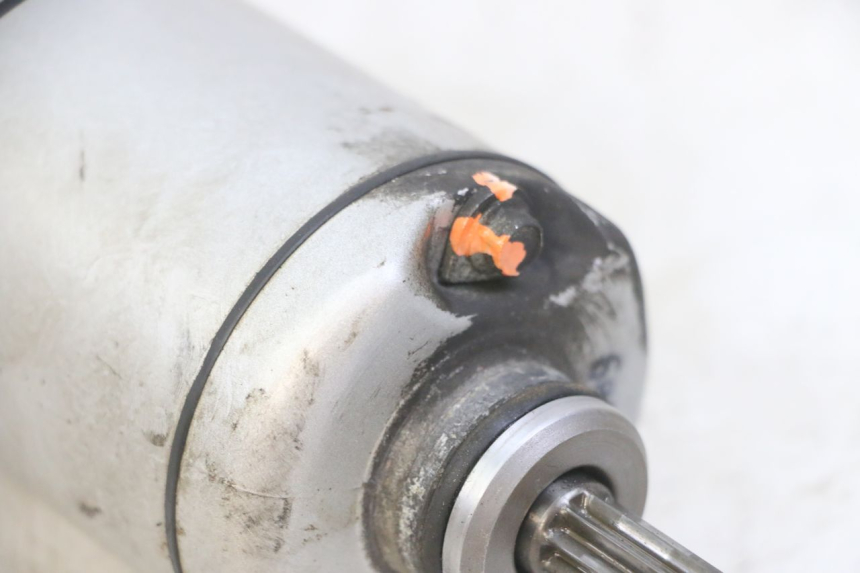 photo de AVVIAMENTO HONDA CBF 500 (2004 - 2007) - Stato della superficie e materiale