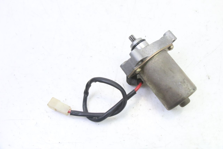 photo de AVVIAMENTO APRILIA CLASSIC 125 (1995 - 2001) - Altra angolazione