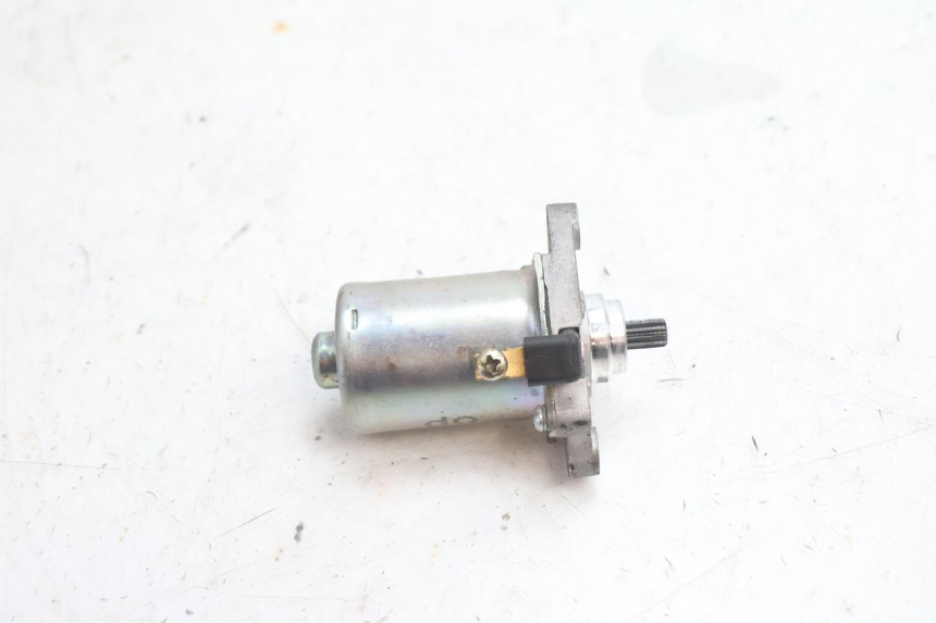 photo de Avviatore PIAGGIO FLY 2T 50 (2004 - 2017) - Altra angolazione