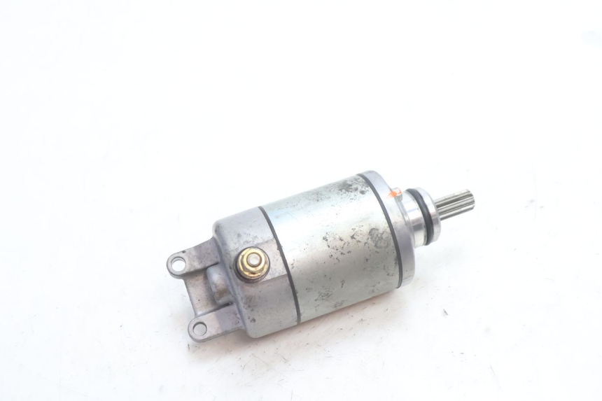 photo de AVVIAMENTO SUZUKI GSR 600 (2005 - 2012) - Altra angolazione