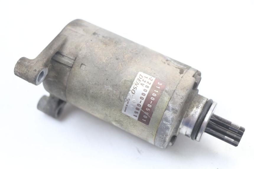 photo de AVVIAMENTO SUZUKI GZ MARAUDER 125 (1998 - 2004) - Vista principale