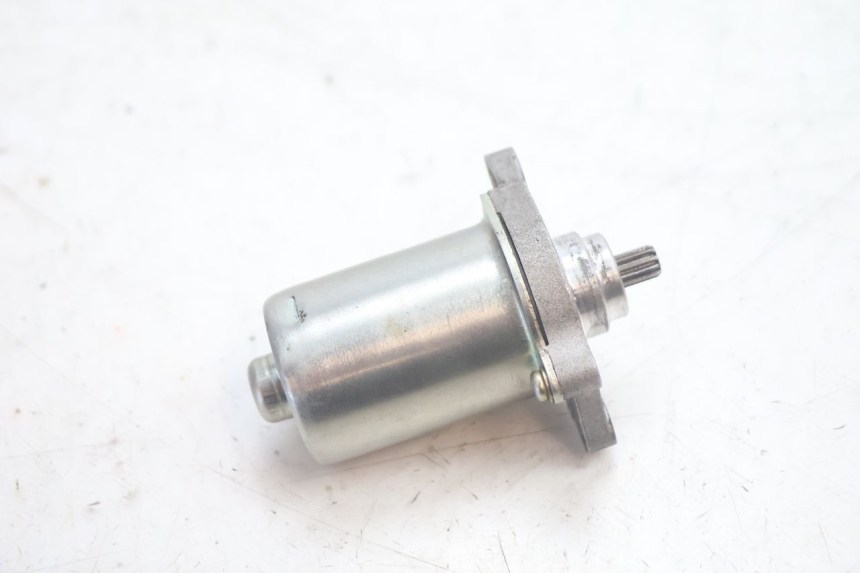 photo de AVVIATORE PEUGEOT KISBEE 2T 50 (2010 - 2017) - Vista d'insieme del prodotto