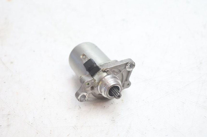 photo de AVVIATORE PEUGEOT KISBEE 2T 50 (2010 - 2017) - Dettagli dei punti di fissaggio