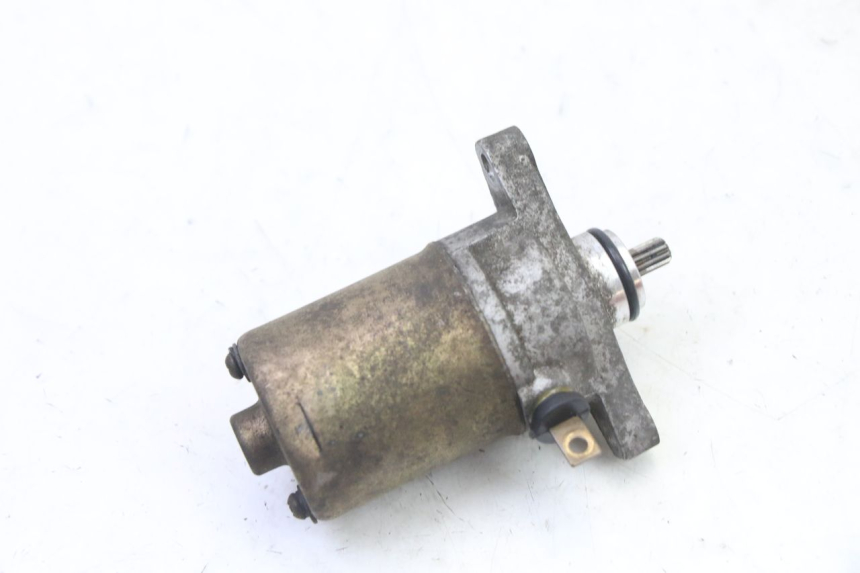 photo de AVVIATORE PEUGEOT KISBEE 4T 50 (2018 - 2022) - Altra angolazione