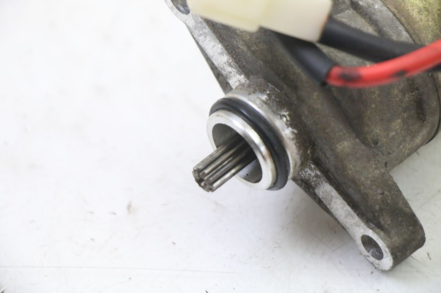 photo de AVVIATORE PEUGEOT KISBEE 4T 50 (2018 - 2022) - Zoom sullo stato d'uso