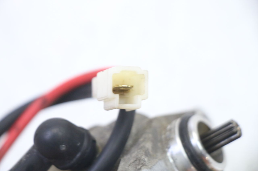 photo de AVVIATORE PEUGEOT KISBEE 4T 50 (2018 - 2022) - Primo piano tecnico