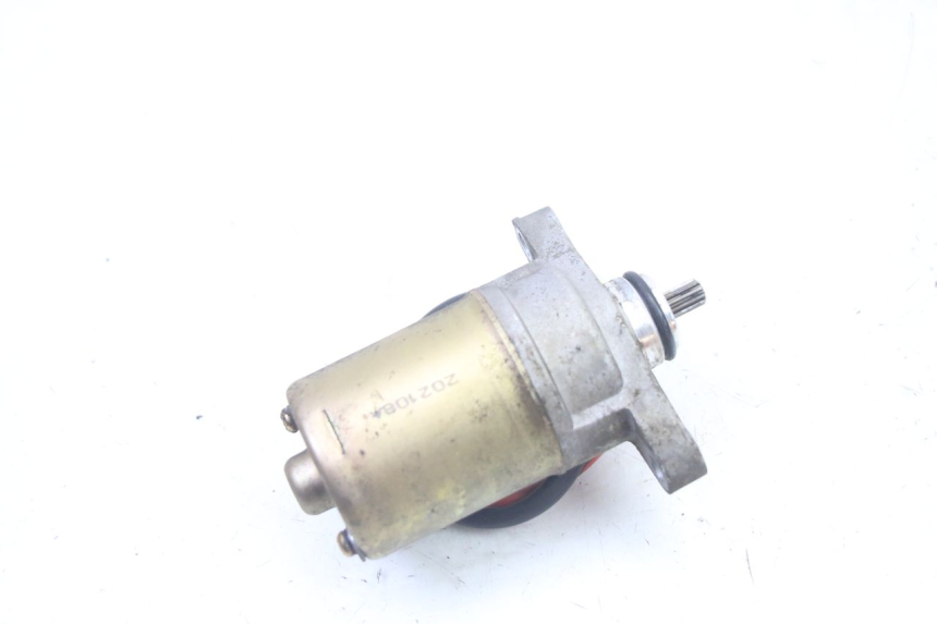 photo de AVVIATORE PEUGEOT KISBEE 4T 50 (2018 - 2022) - Vista d'insieme del prodotto