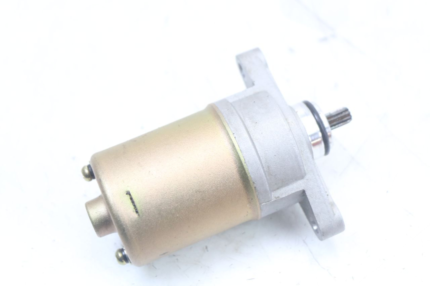 photo de AVVIAMENTO MASH LEGEND'R 4T 50 (2021 - 2025) - Primo piano tecnico