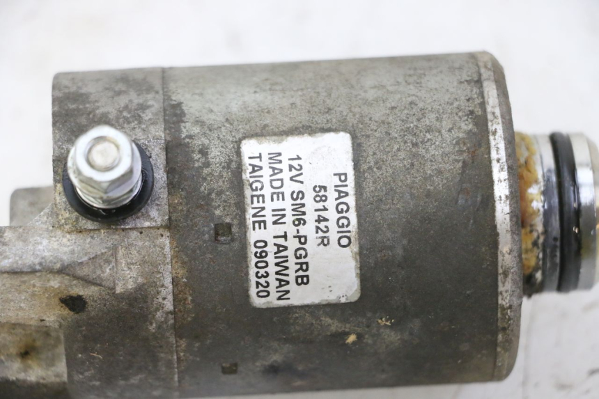 photo de AVVIATORE PIAGGIO MP3 RL 250 (2006 - 2010) - Altra angolazione