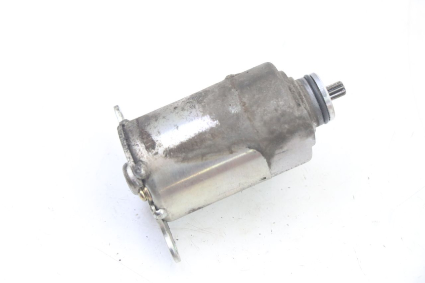 photo de AVVIAMENTO SYM ORBIT III 3 4T 50 (2021 - 2025) - Primo piano tecnico