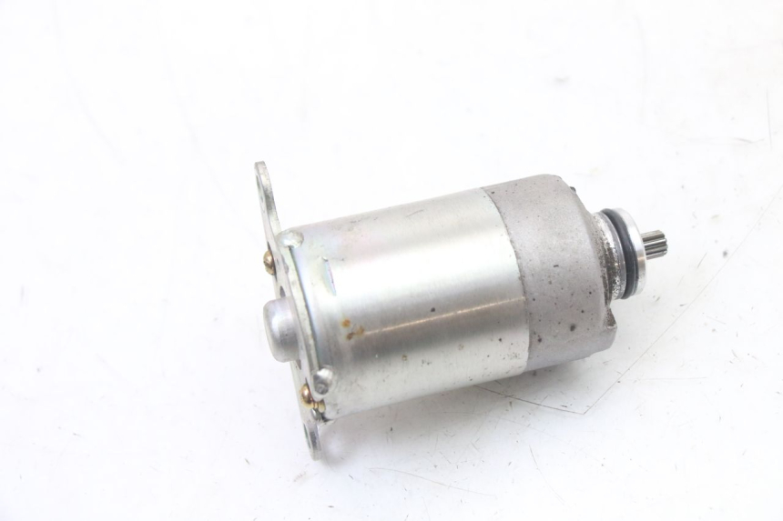 photo de AVVIATORE PEUGEOT TWEET 4T 50 (2023 - 2025) - Primo piano tecnico