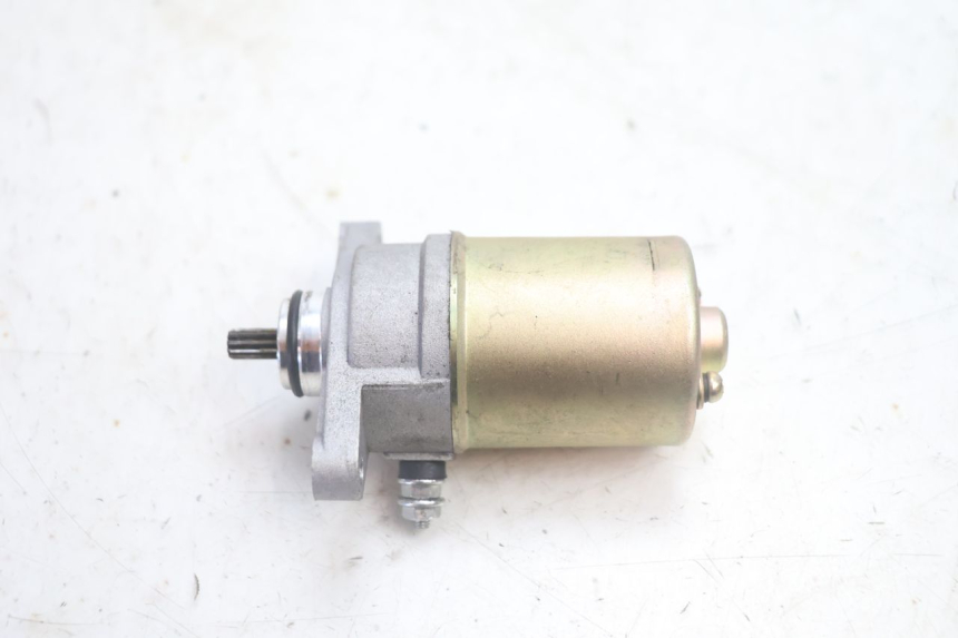 photo de AVVIAMENTO JM MOTORS R-MAX TECH 50 (2024 - 2026) - Zoom sullo stato d'uso