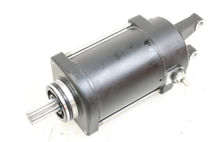 photo de AVVIAMENTO ROYAL ENFIELD CONTINENTAL GT 650 (2019 - 2024) - Vista principale