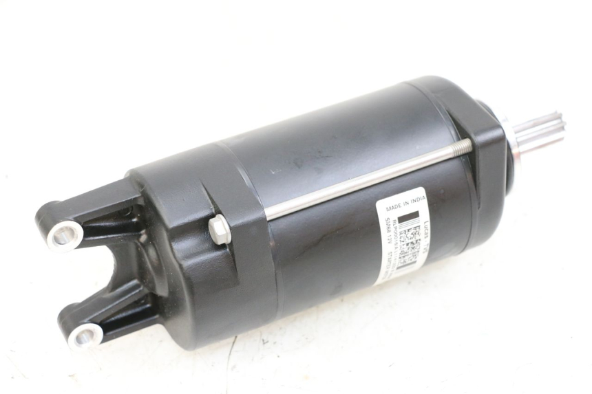 photo de AVVIAMENTO ROYAL ENFIELD CONTINENTAL GT 650 (2019 - 2024) - Primo piano tecnico