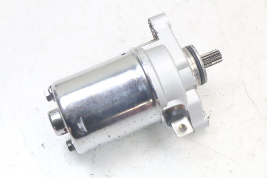 photo de AVVIATORE KEEWAY RY6 2T 50 (2011 - 2019) - Primo piano tecnico