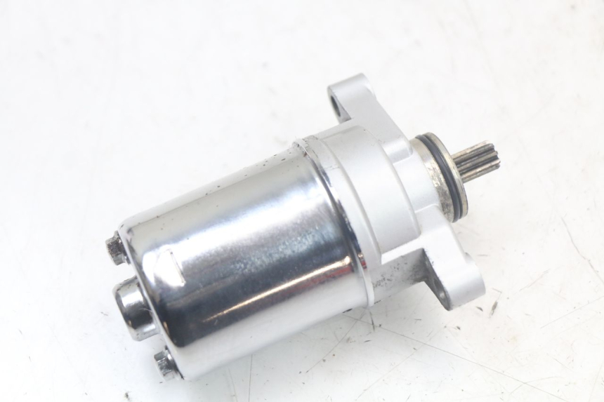 photo de AVVIATORE KEEWAY RY6 2T 50 (2011 - 2019) - Vista d'insieme del prodotto