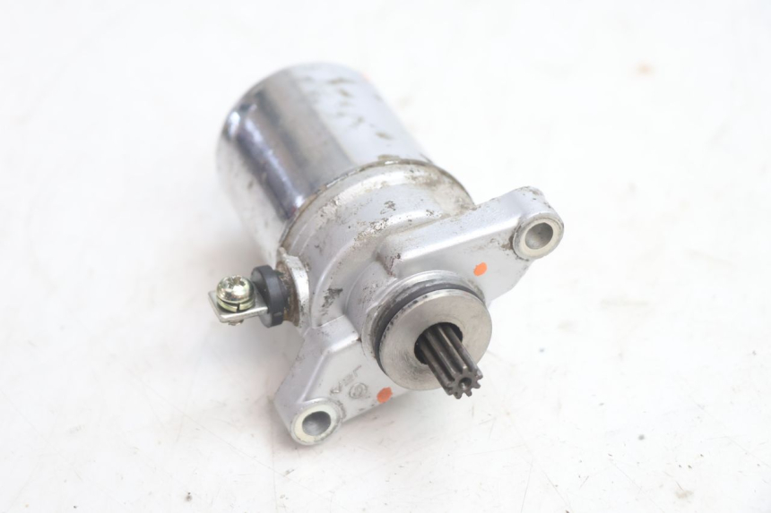 photo de AVVIATORE KEEWAY RY6 2T 50 (2011 - 2019) - Primo piano tecnico