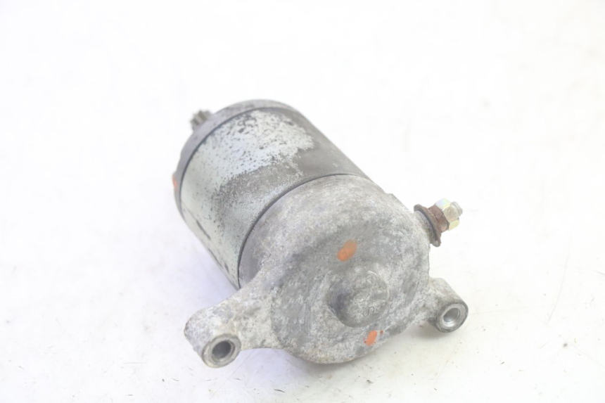 photo de MOTORINO DI AVVIAMENTO DAELIM S1 125 (2007 - 2016) - Dettagli dei punti di fissaggio