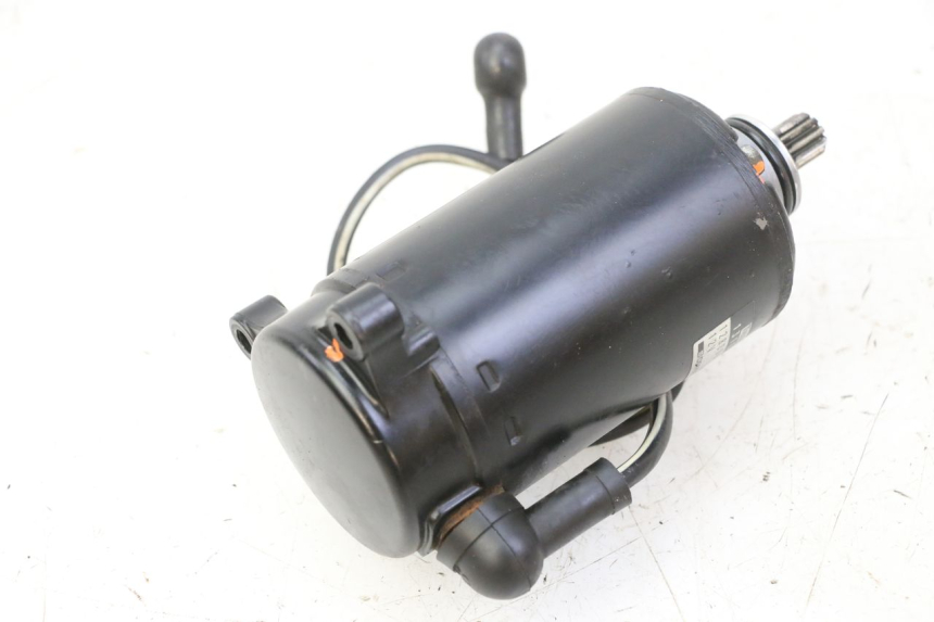 photo de AVVIAMENTO TRIUMPH SPRINT 900 (1995 - 1998) - Primo piano tecnico