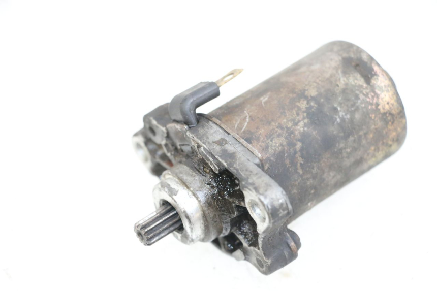 photo de AVVIAMENTO PEUGEOT STREETZONE I 2T 50 (2018 - 2020) - Vista principale