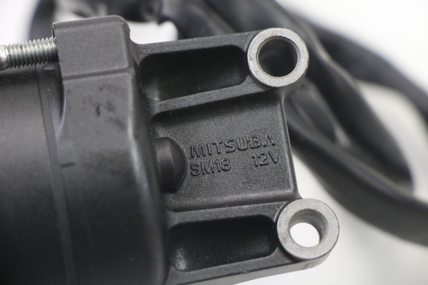 photo de AVVIAMENTO YAMAHA TRACER 7 700 (2020 - 2024) - Dettagli dei punti di fissaggio