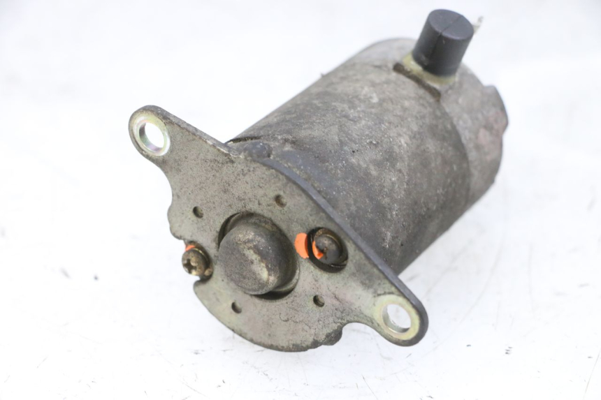 photo de AVVIAMENTO PEUGEOT TWEET PRO EFI 4T 50 (2021 - 2022) - Altra angolazione