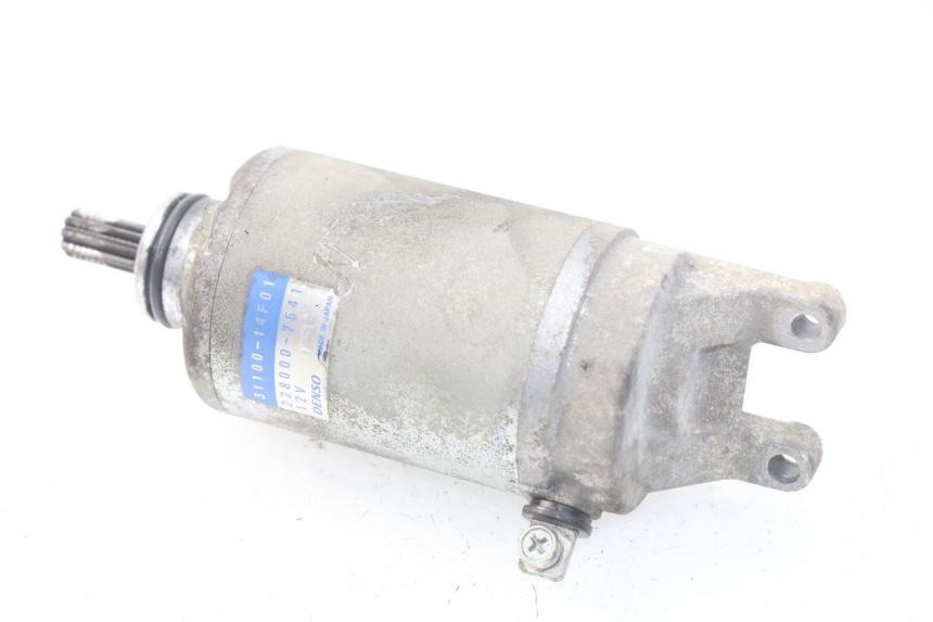 photo de Avviatore SUZUKI UC EPICURO 125 (1999 - 2003) - Altra angolazione