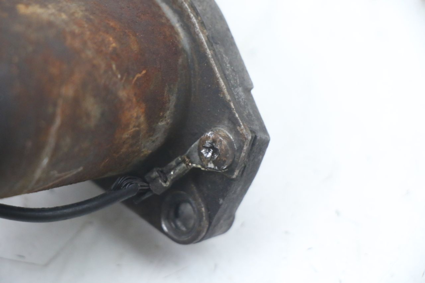 photo de AVVIAMENTO YAMAHA BW'S NG NEXT GENERATION 50 (1996 - 2003) - Dettagli dei punti di fissaggio