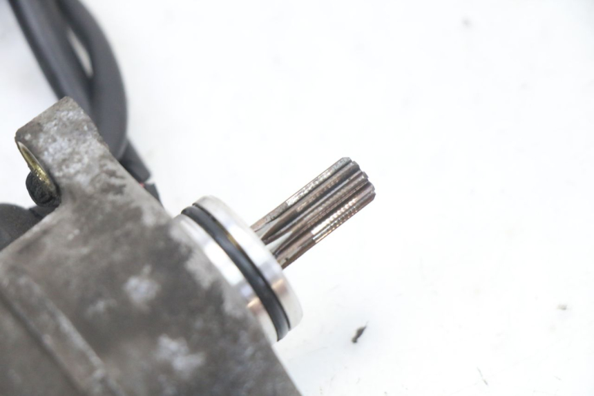 photo de AVVIATORE YAMAHA NEOS NEO'S 4T 50 (2008 - 2016) - Dettagli dei punti di fissaggio