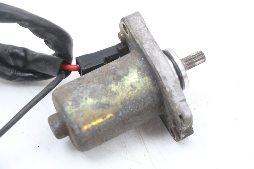 photo de AVVIAMENTO YAMAHA YE ZEST 50 (1992 - 1998) - Altra angolazione