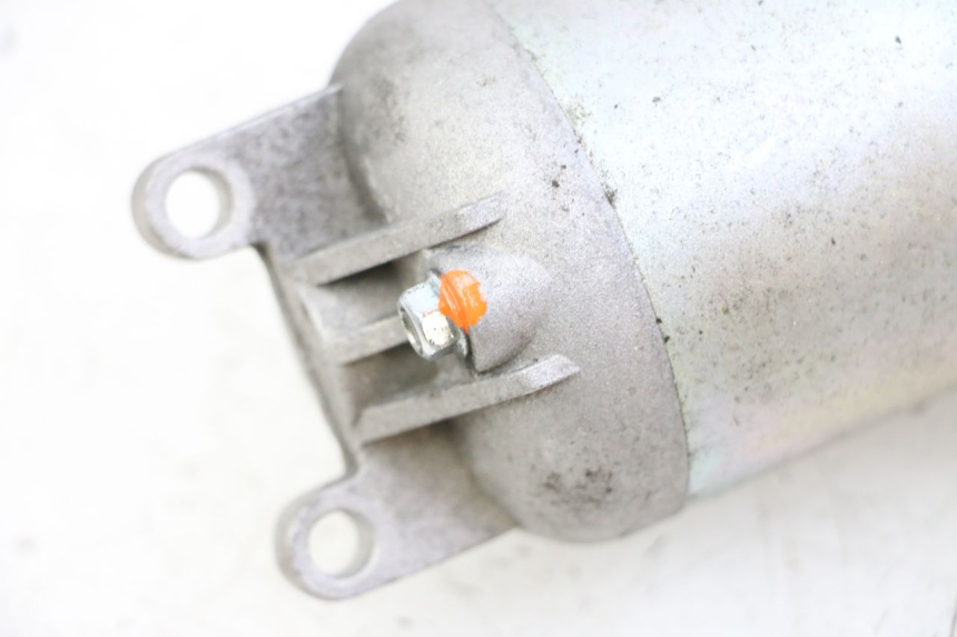 photo de AVVIATORE YAMAHA YP MAJESTY 125 (2002 - 2006) - Primo piano tecnico