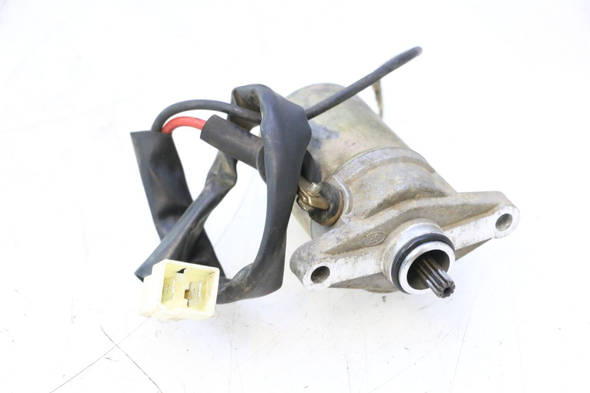 photo de AVVIATORE UNIVERSAL BIKE ZN50QT-11B 50 (2018 - 2021) - Altra angolazione