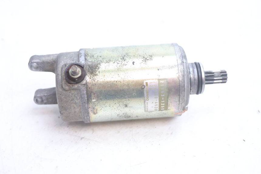 photo de AVVIATORE KAWASAKI ZX-6R ZX6R 600 (1995 - 1997) - Altra angolazione
