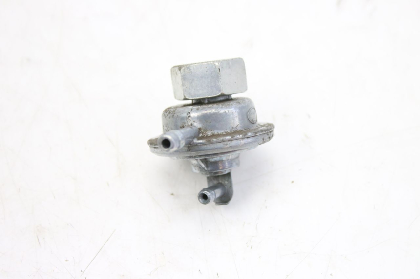 photo de DEPRESSIONE SERBATOIO KYMCO AGILITY 4T 50 (2018 - 2022) - Zoom sullo stato d'uso