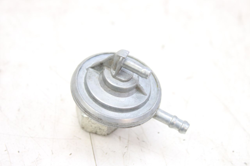 photo de DEPRESSIONE SERBATOIO KYMCO AGILITY 4T 50 (2018 - 2022) - Zoom sullo stato d'uso