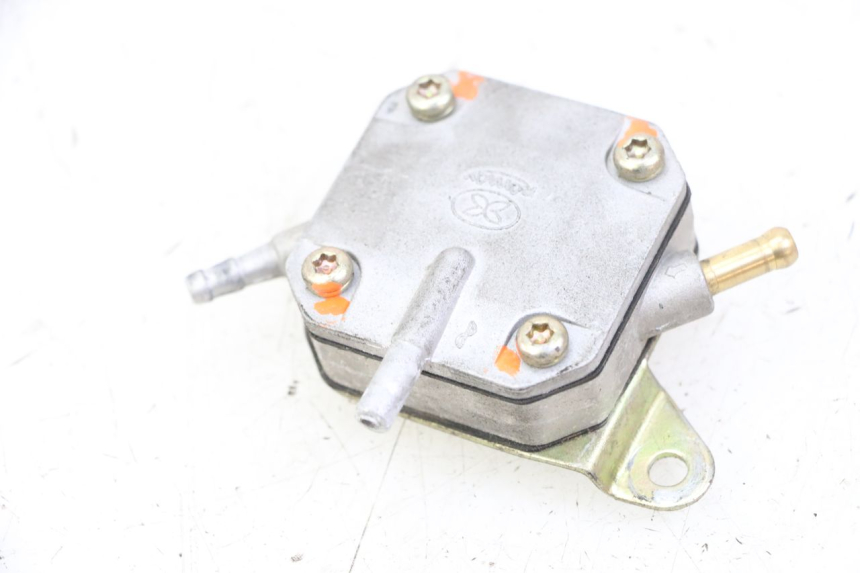 photo de RUBINETTO SERBATOIO DAELIM BESBI 125 (2007 - 2008) - Dettaglio del componente