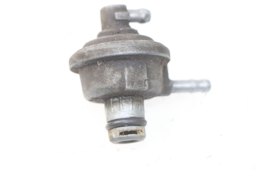 photo de Depressore del serbato  in Italian.  MBK BOOSTER SPIRIT NAKED 50 (2004 - 2017) - Zoom sullo stato d'uso