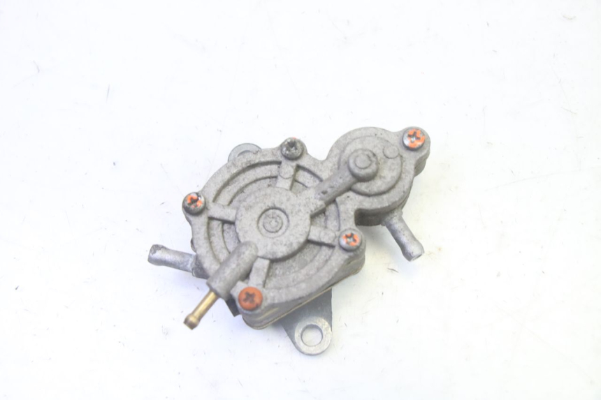 photo de RUBINETTO SERBATOIO PEUGEOT CITYSTAR 50 (2013 - 2017) - Zoom sullo stato d'uso