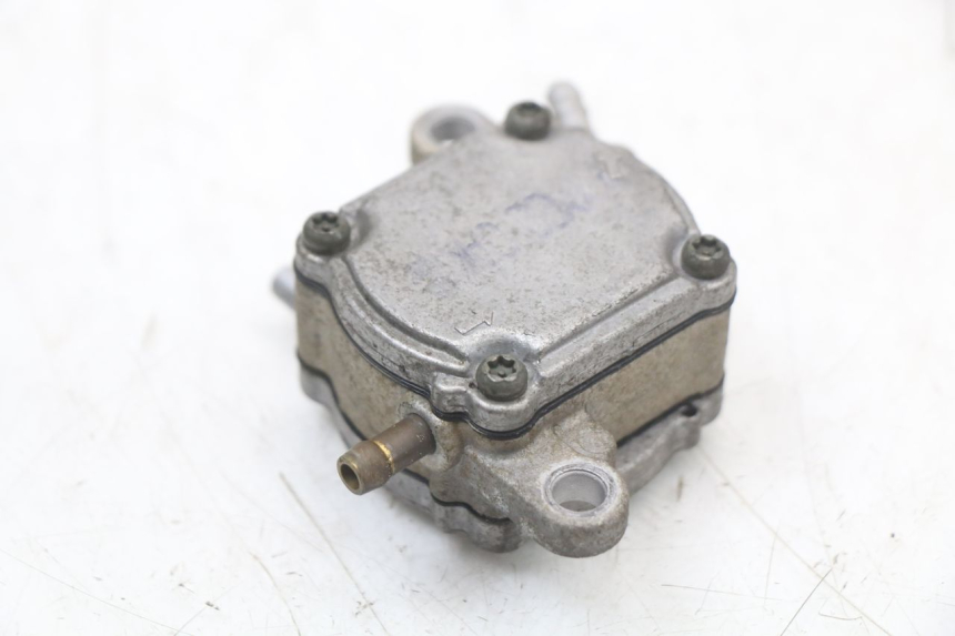 photo de DEPRESSIONE SERBATOIO KYMCO DINK 4T 50 (2007 - 2018) - Altra angolazione