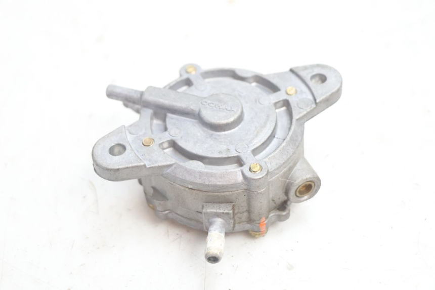 photo de RUBINETTO SERBATOIO KYMCO GRAND DINK 125 (2008 - 2014) - Dettaglio del componente