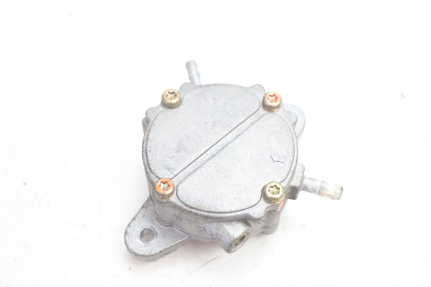 photo de RUBINETTO SERBATOIO KYMCO GRAND DINK 125 (2008 - 2014) - Altra angolazione