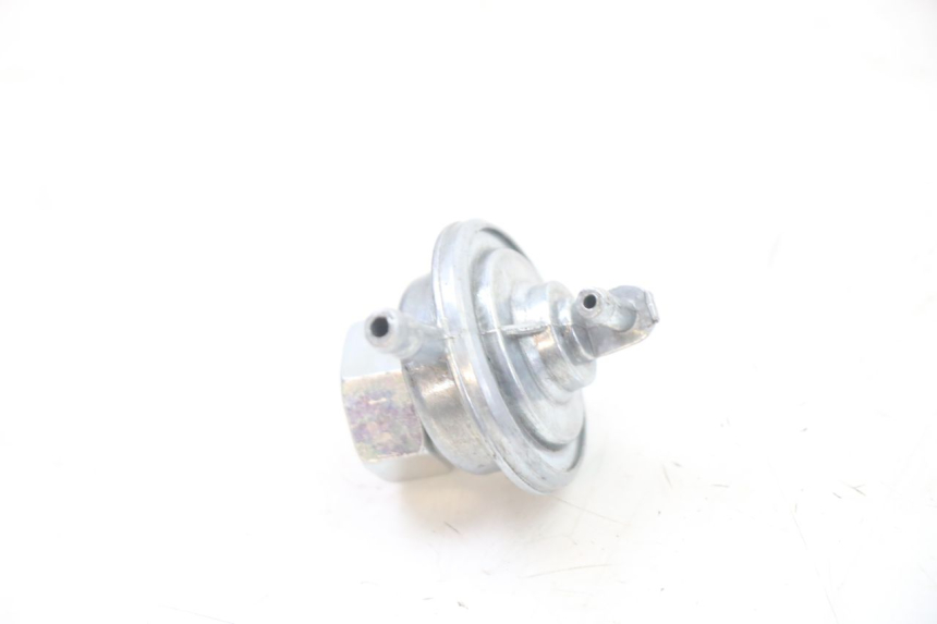 photo de DEPRESSIONE SERBATOIO KYMCO AGILITY 4T 50 (2018 - 2022) - Zoom sullo stato d'uso