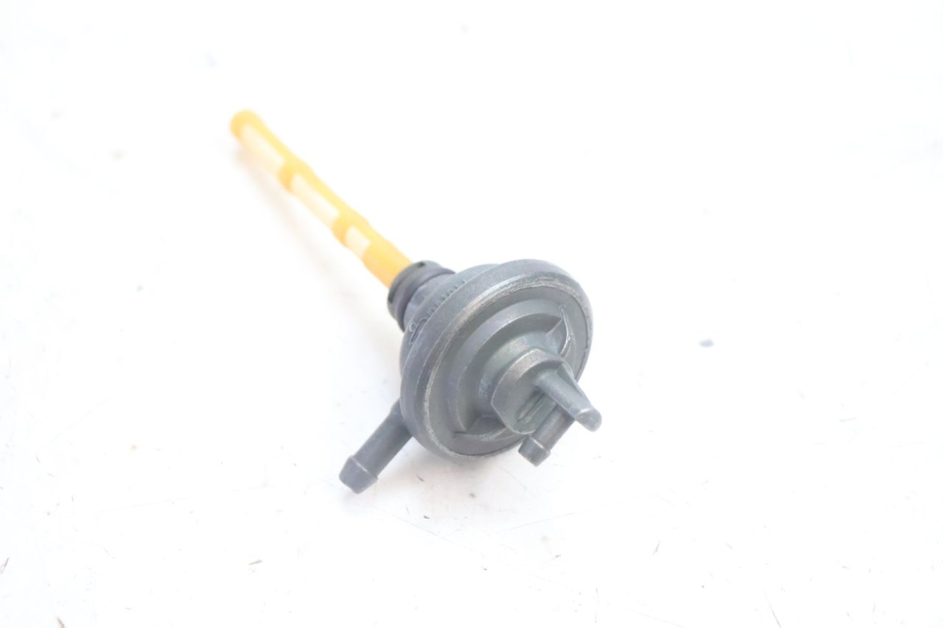 photo de RUBINETTO SERBATOIO MBK MACH G AC 50 (2002 - 2014) - Altra angolazione