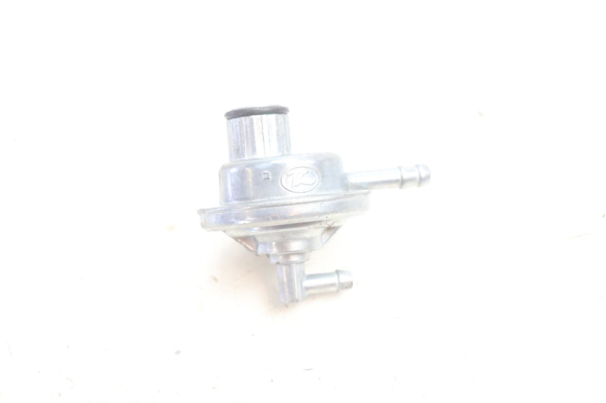 photo de RUBINETTO SERBATOIO YAMAHA NEO'S NEOS 2T 50 (1998 - 2007) - Zoom sullo stato d'uso