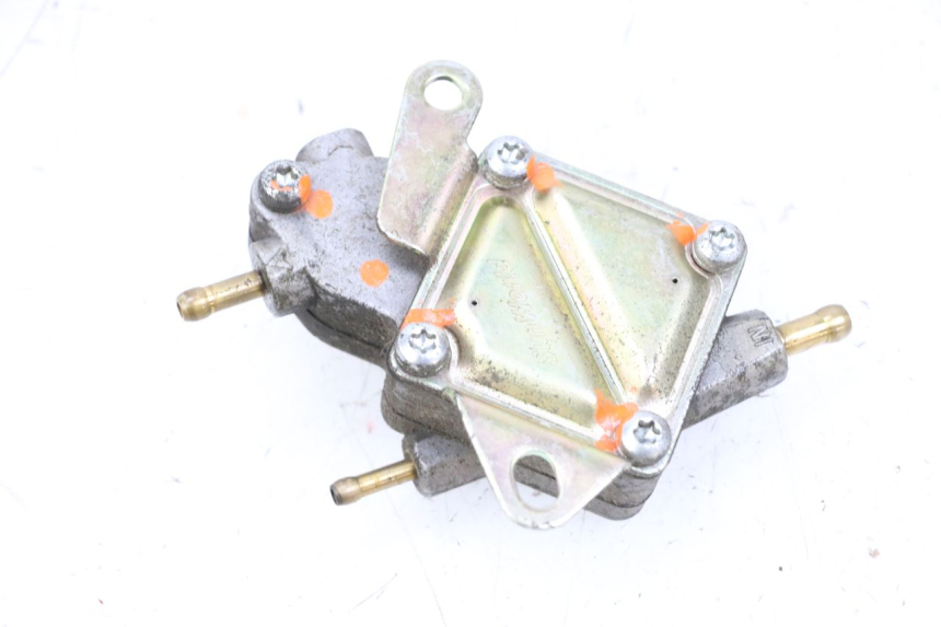 photo de DEPRESSIONE SERBATOIO SYM ORBIT III 3 4T 50 (2018 - 2021) - Zoom sullo stato d'uso