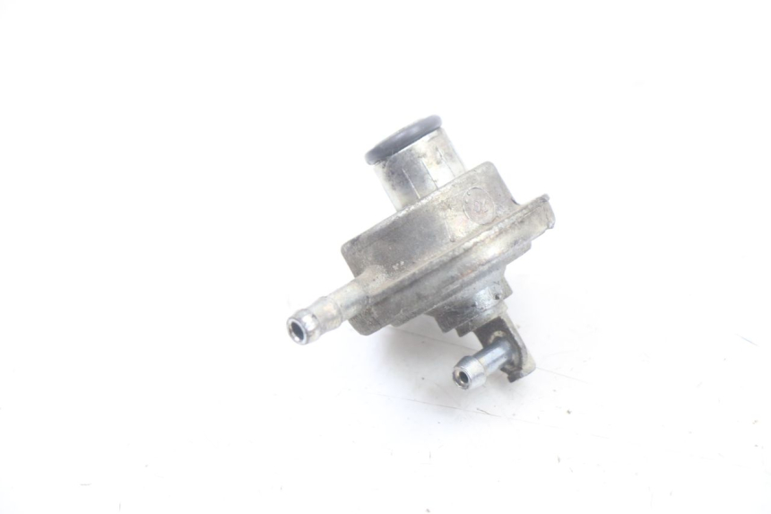 photo de Depressore del serbatoio PEUGEOT TREKKER TKR 50 (2005 - 2014) - Zoom sullo stato d'uso