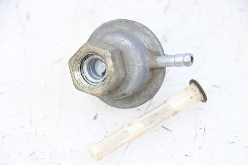 photo de DEPRESSIONE SERBATOIO PEUGEOT TWEET 4T 50 (2014 - 2019) - Zoom sullo stato d'uso