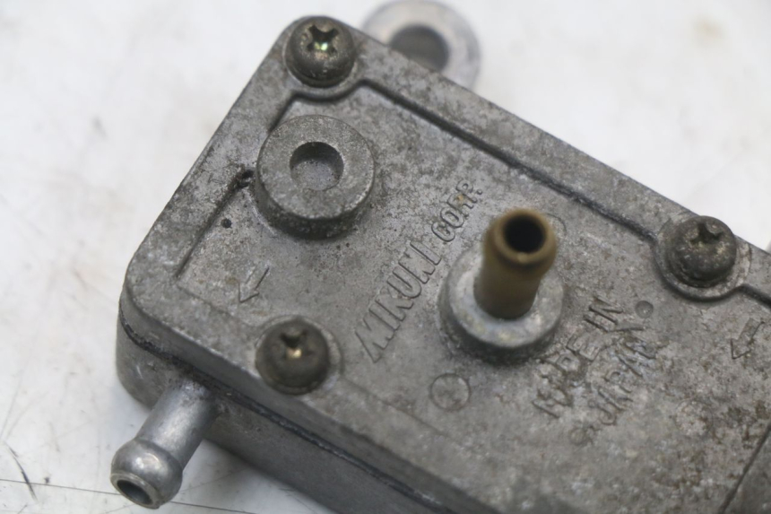 photo de RUBINETTO SERBATOIO GILERA RUNNER LC 50 (1997 - 1998) - Altra angolazione