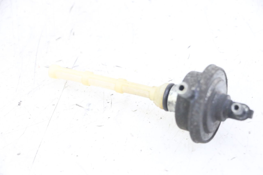 photo de RUBINETTO SERBATOIO PEUGEOT SPEEDFIGHT 2 LC 50 (2000 - 2009) - Dettaglio del componente