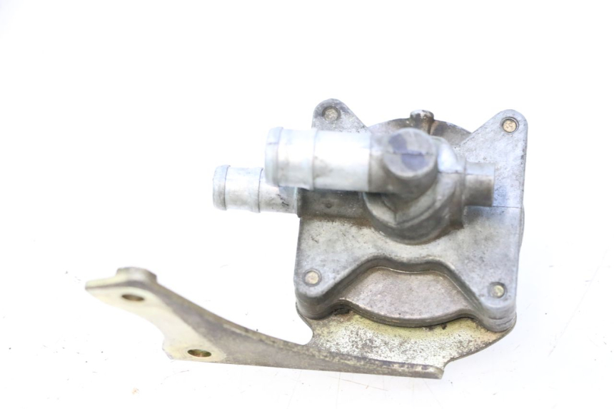 photo de RUBINETTO SERBATOIO HONDA ST PAN EUROPEAN 1100 (1990 - 2002) - Zoom sullo stato d'uso